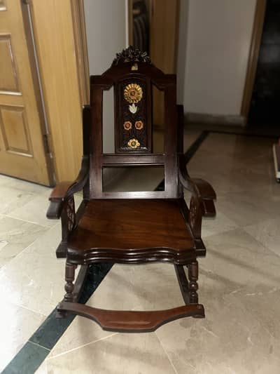 Small baby swing chair comfortable