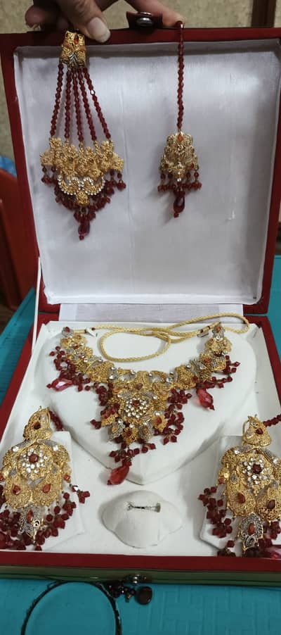 Bridal Jewellery Set condition 9/10