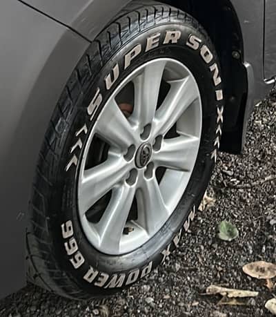 Altis 2016 orignal rim and tyre
