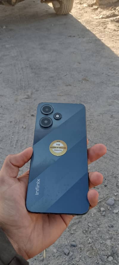 4/64 With Box And Charger