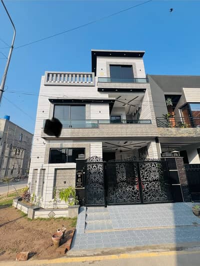 5 Marla Brand New House For Sale Direct Meeting With Owner In Parkview City Lahore