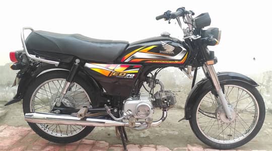 Honda CD 70 2022 model black colour
