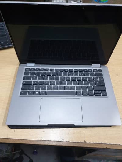 Dell Latitude 5320 2 in 1 intel core i7 11th gen