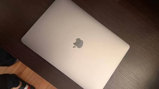 MacBook Pro 13” (M1, 16GB, 256GB)