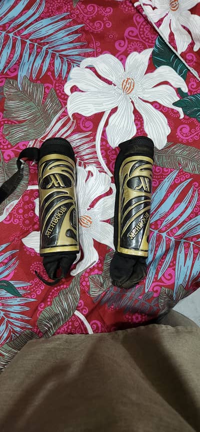 Shin pads for sale