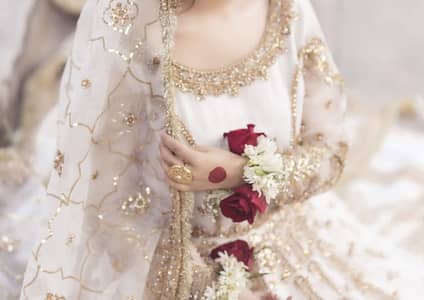 This lehanga choli is most trendy artical “Maria b”