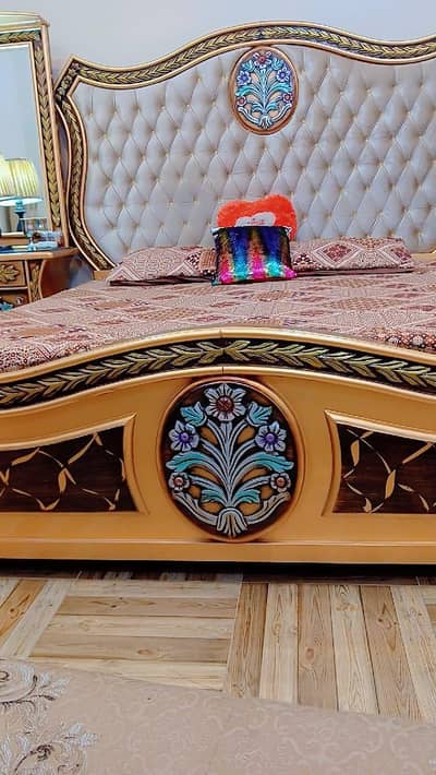 Slightly used in new condition bed and dressing table fo sale