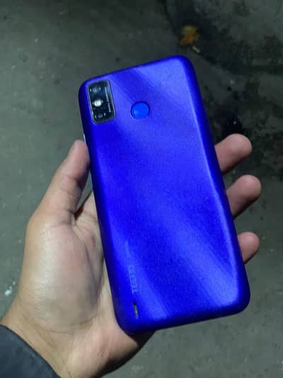 Tecno spark 6 Go