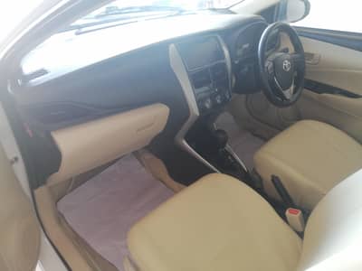 Toyota Yaris 1.3 Gli automatic white 2024 model 2024 registered