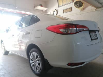Toyota Yaris 1.3 Gli automatic white 2024 model 2024 registered