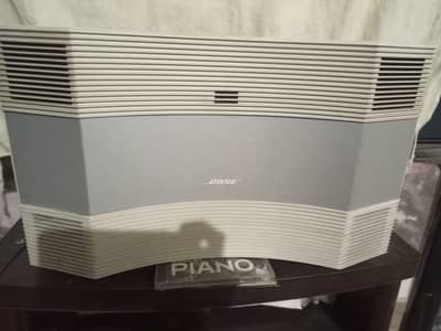 Bose acoustic wave music system