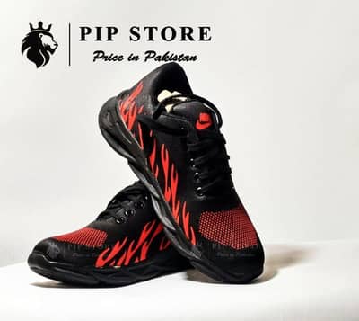 Men’s Black & Red Flame Design Lightweight Running Sneakers