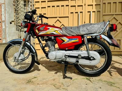 Honda CG 125 | Model 2025 | Call + WhatsApp 03200-267370