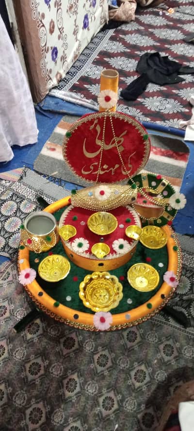 mehndi ka thallll sale kr raha hu