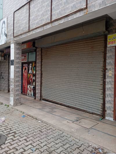 5 Marla shop available for rent