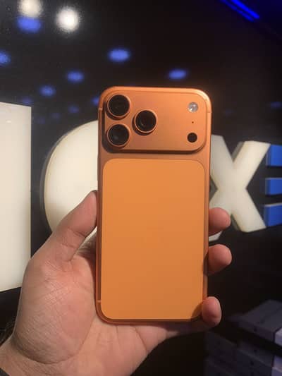 Apple iphone 17 Pro Max 256Gb Physical plus E Sim 80 cycle count 10/10