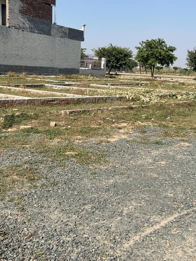 5 MARLA PRIME LOCATION PLOT IN NFC PH 2