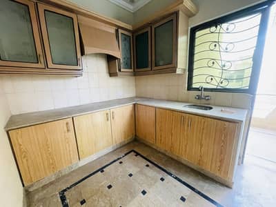 Upper Portion For Rent in Johar Town