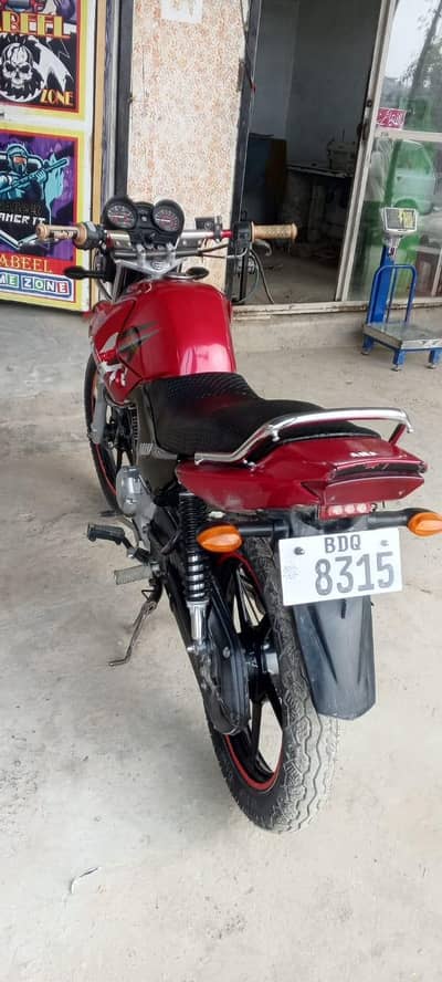 Yamaha YBR 125G -2016 model Exellent condition - Urgent Sale