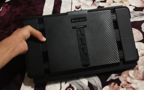 TRIPLE laptop screen extender