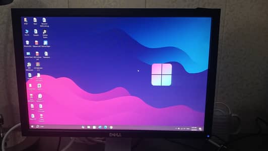 Dell Lcd monitor best price almost in new condition.