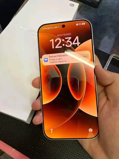 Xiaomi 17 pro 12=256 GB Memory