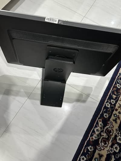 HP EliteDisplay E241i