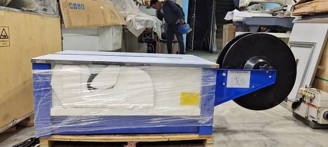 Carton strapping Machine