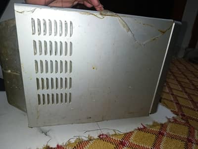 LG microwave size 28liter good condition may touch pad repair hy
