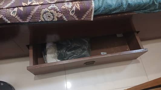 Bed Set with matteras