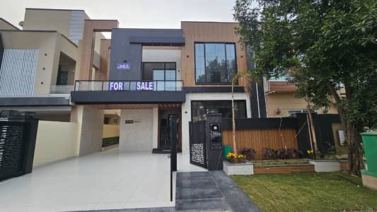 10 Marla brand new luxury house for sale on 100ft road