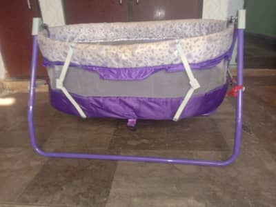 baby born swing jhula