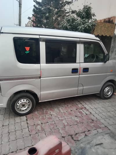 suzuki every 13/18 original body family used tyer brand new