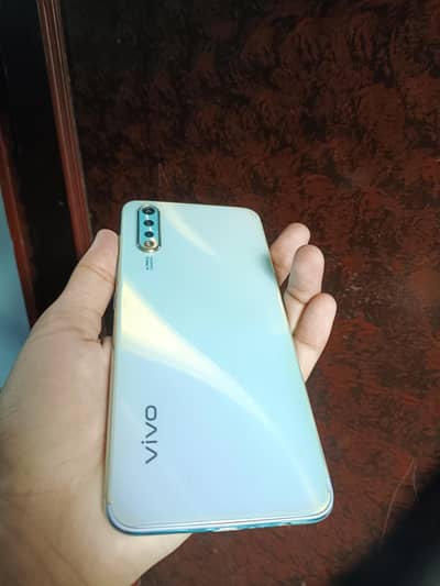 vivo s1 4/128 with box & data cable Official PTA approved