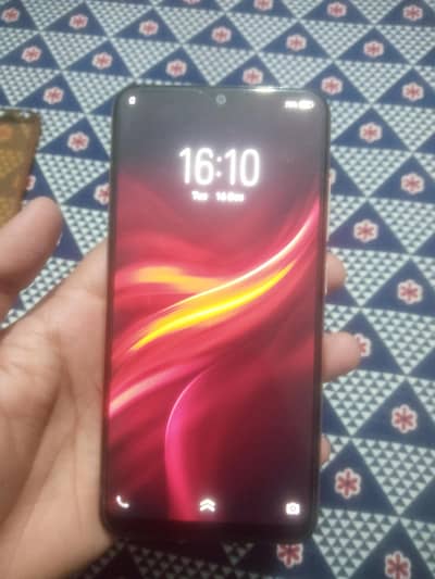 vivo mobile for sale in 10/9 condition