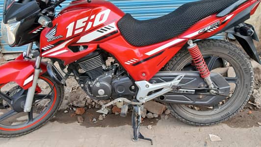 Honda CB 150 f Red 2024 Model