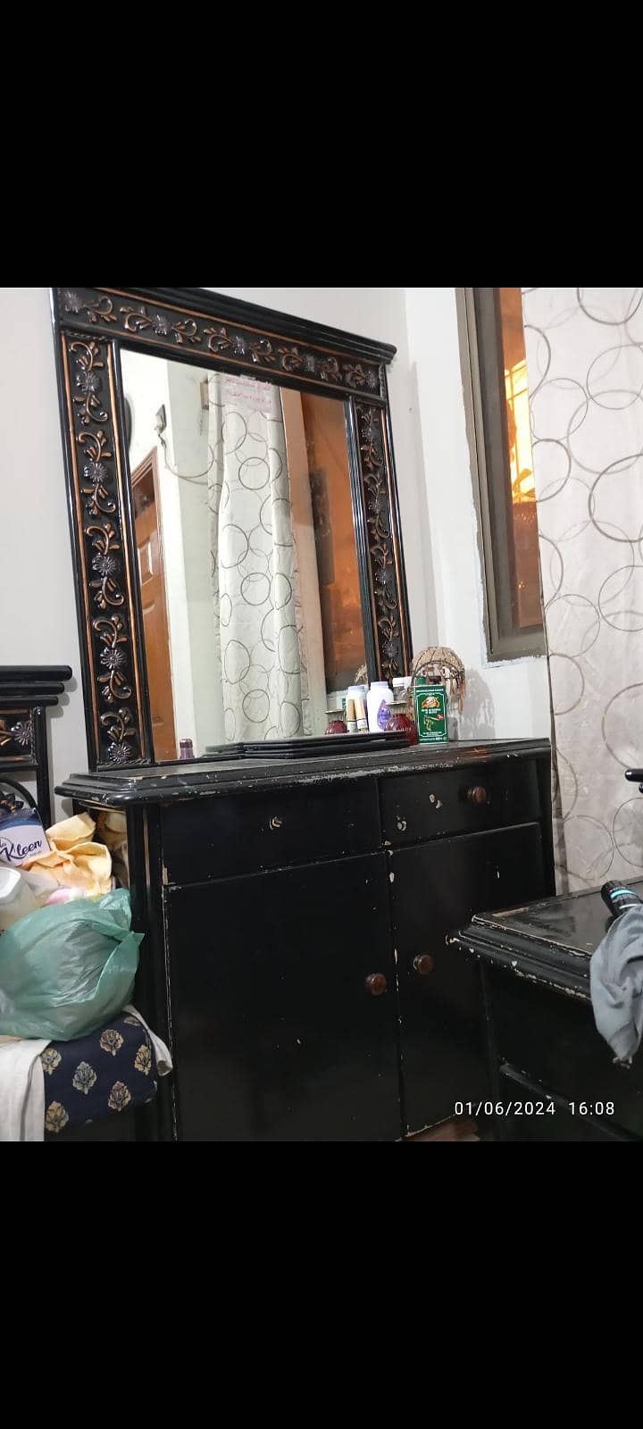 dressing table 3