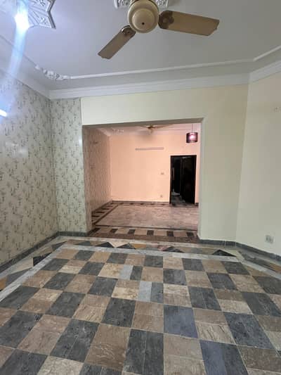 Full house for rent 4 bed 2 tv lounge 2 darwing Room 2 kichan 6 bath Pani bijli gas's sab available car porch sepcae available