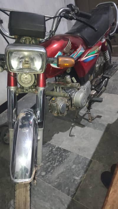 cd 70 15/16 model Whatsapp 03350830204