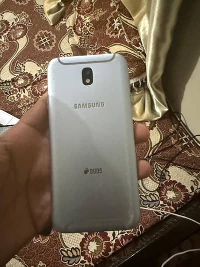 Samsung Mobile J7