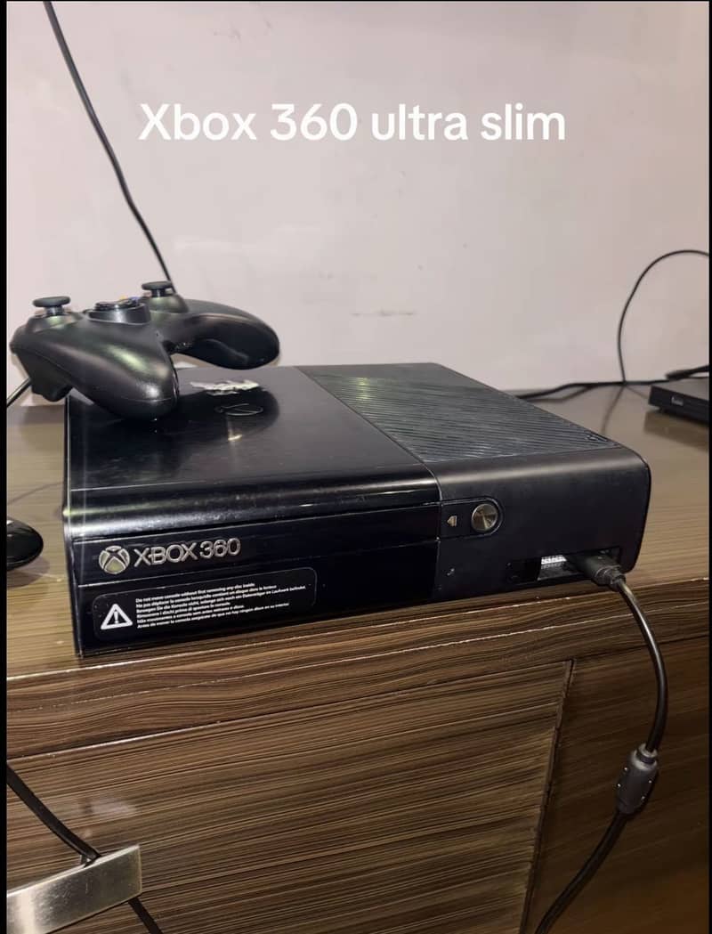 Xbox 360 e slim 0