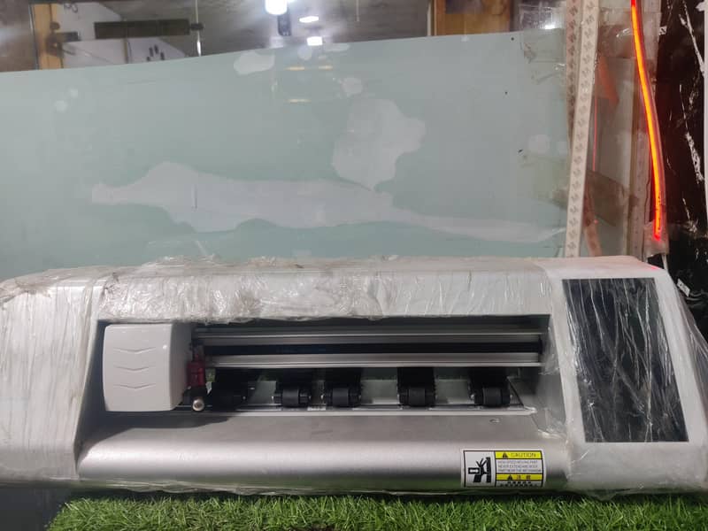 Sheet cutting machine 0