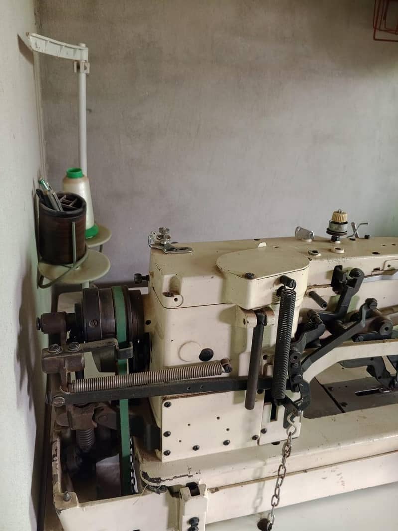 button hole machine 5