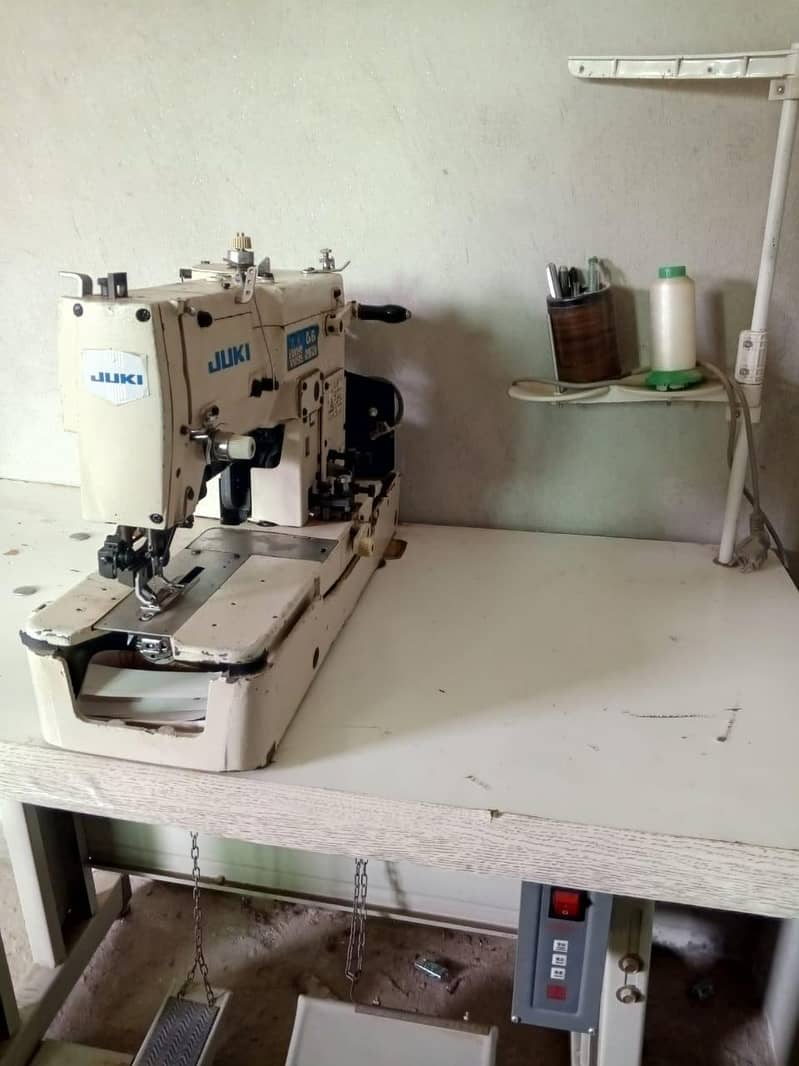 button hole machine 7