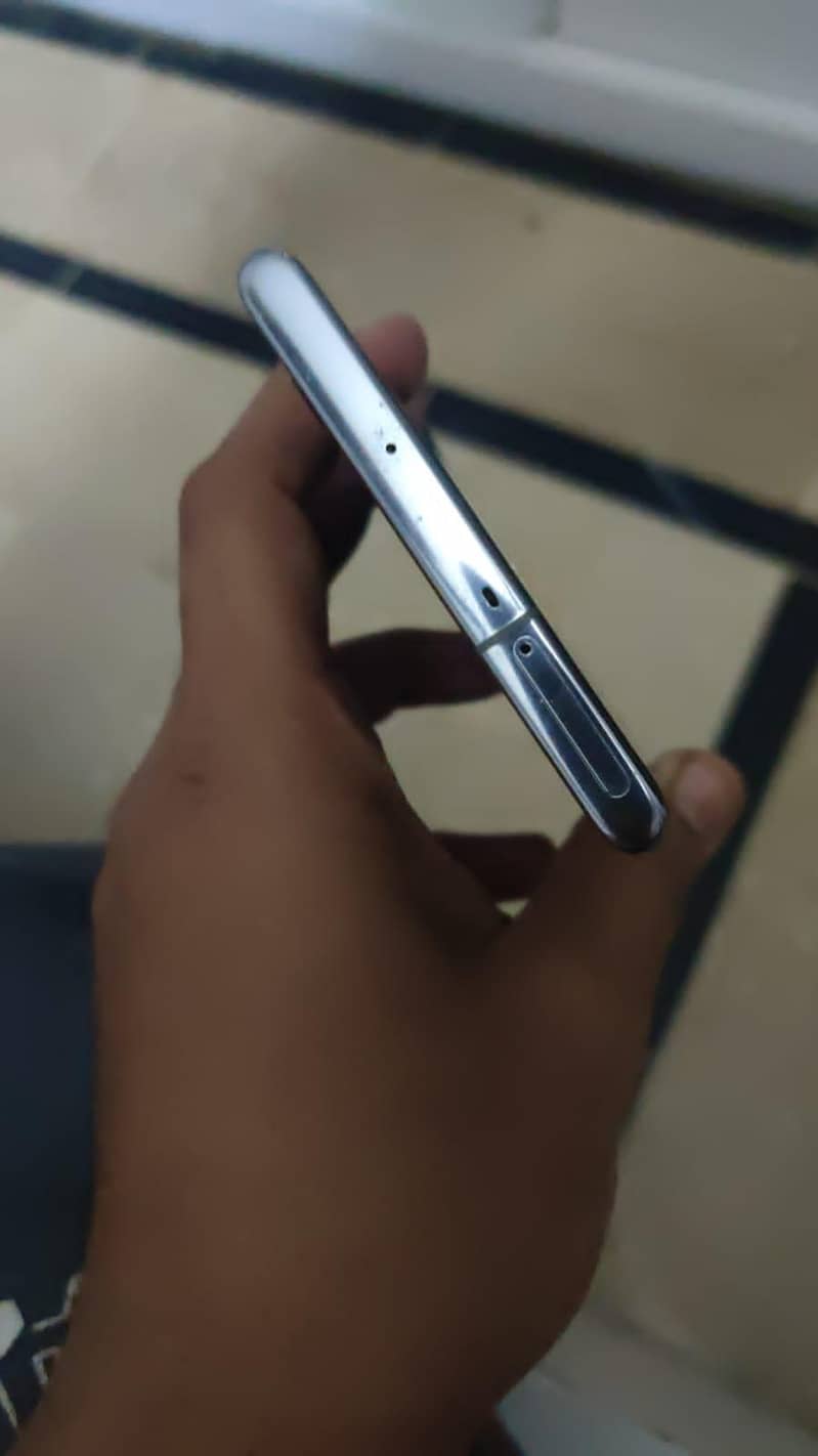 Note 10 plus 3