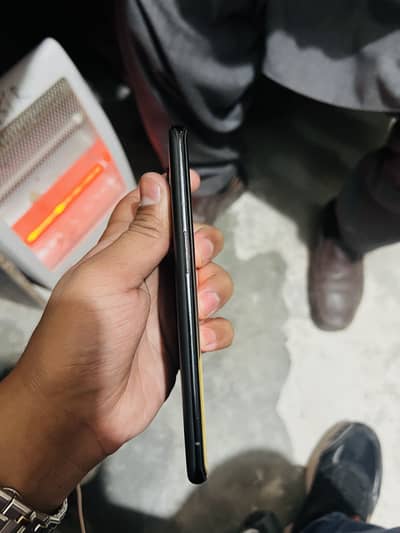 One plus 9 pro 8+8 ram /256 gb memory pta approved