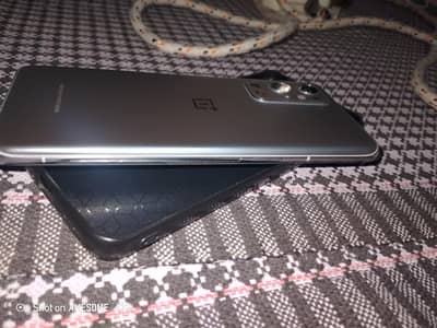 one plus 9 pro 5G 12 12rame room 256gb