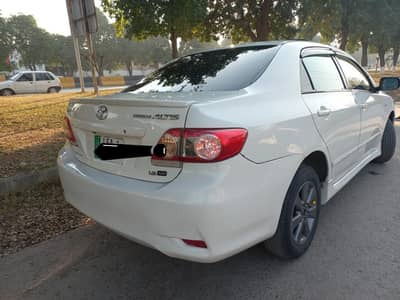 Corolla Altis