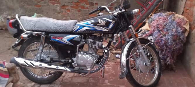 normal used bike like a Brand New bick 03442980122 Whatsapp