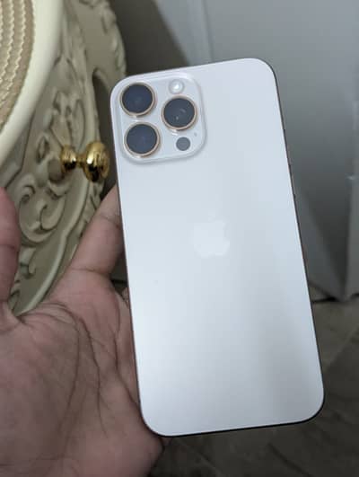 iphone 16 pro max desert titanium